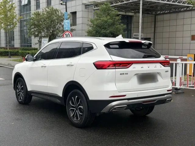 Haval H6 — Фото автомобиля 16