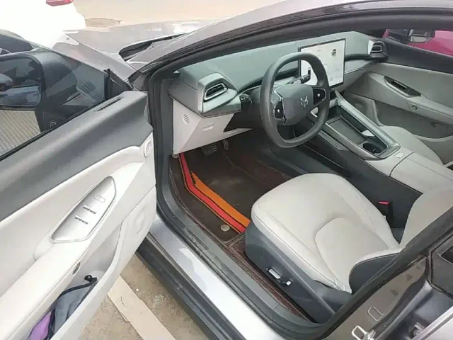 Arcfox Alpha S5 — Фото автомобиля 15