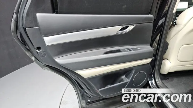 Genesis GV80 — Фото автомобиля 14
