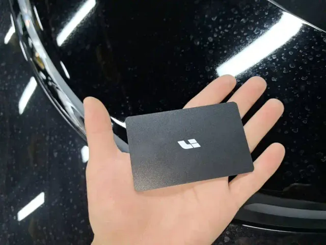 Li Auto i8 — Фото автомобиля 8