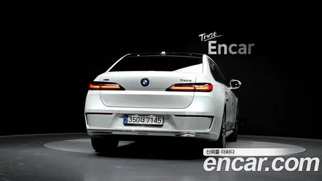 BMW 7-Series 7 серия (G70) — Фото автомобиля 4