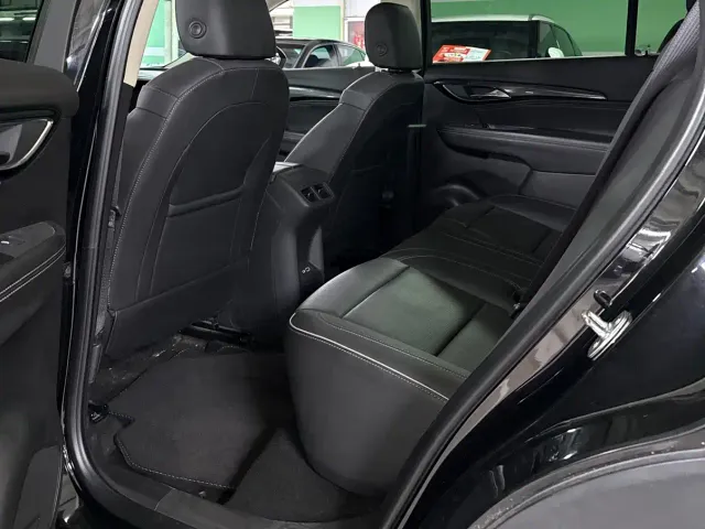 Buick Envision Plus — Фото автомобиля 10