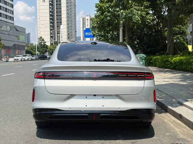 Changan Qiyuan A06 — Фото автомобиля 5