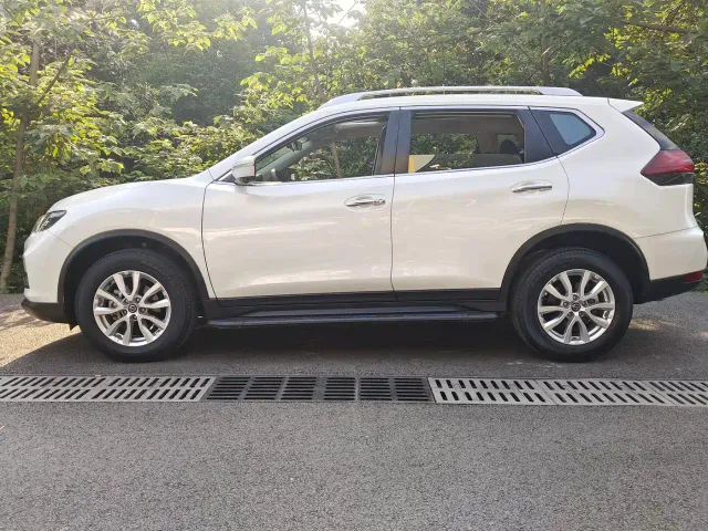 Nissan X-Trail — Фото автомобиля 5