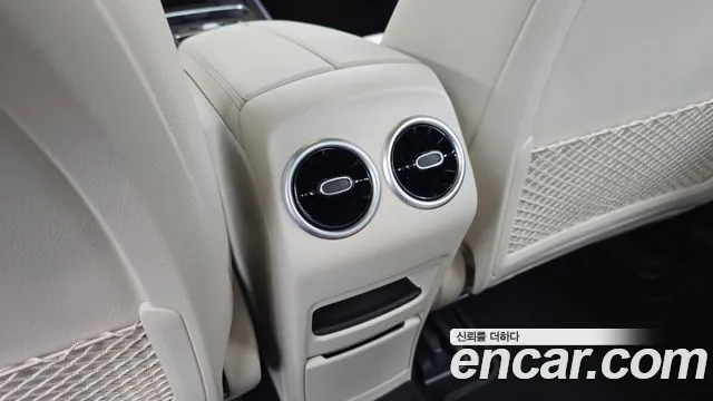 Mercedes-Benz EQA — Фото автомобиля 18