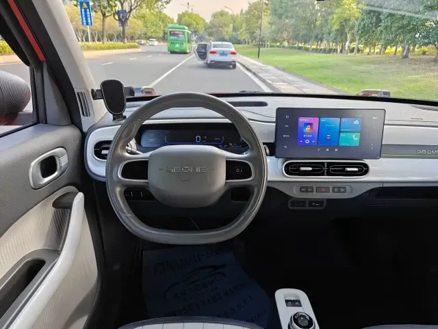 Geely Panda — Фото автомобиля 9