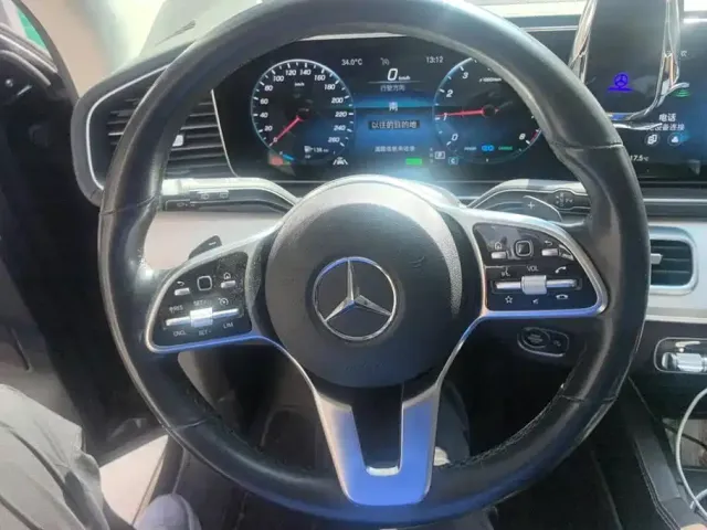 Mercedes-Benz GLE-Class — Фото автомобиля 15