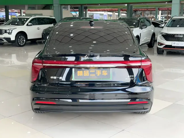 Hongqi H5 PHEV — Фото автомобиля 5