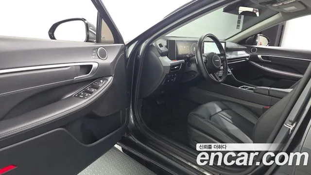 Hyundai Sonata — Фото автомобиля 15