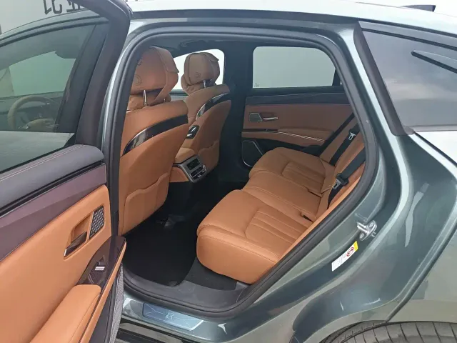 BYD Han L — Фото автомобиля 8