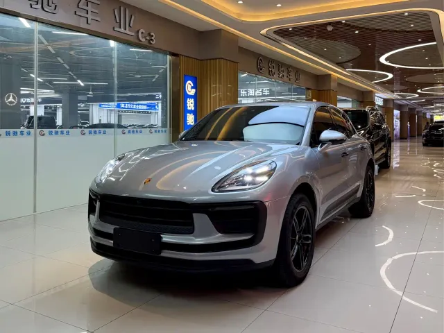 Porsche Macan — Фото автомобиля 4