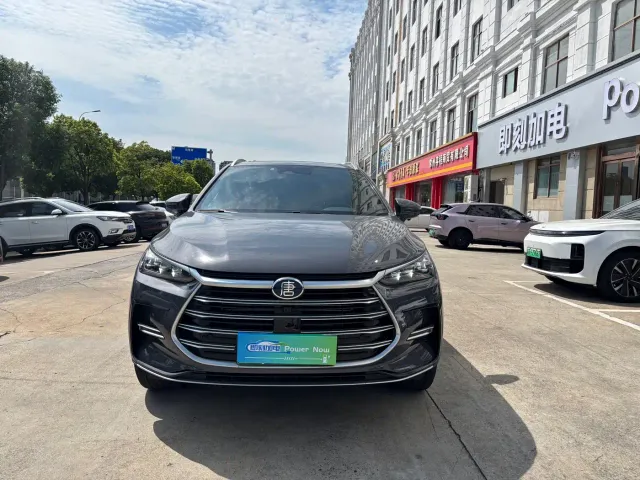 BYD Tang — Фото автомобиля 2