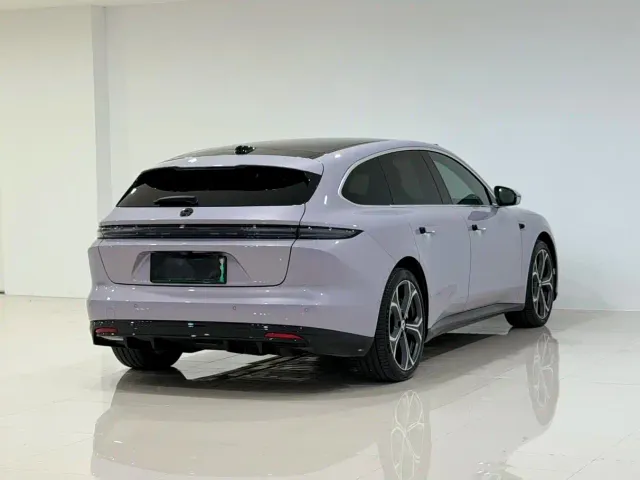 Nio ET5 Touring — Фото автомобиля 12