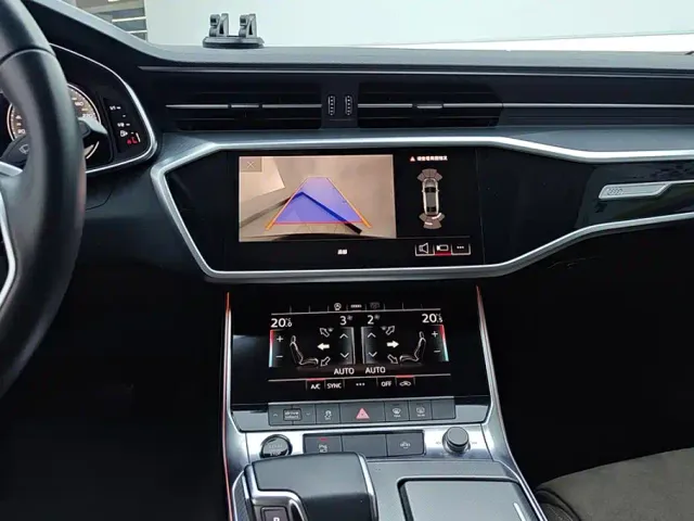 Audi A7L — Фото автомобиля 13