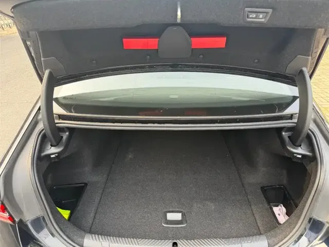 BMW BMW i5 2025 eDrive 40L M Sport Package — Фото автомобиля 15