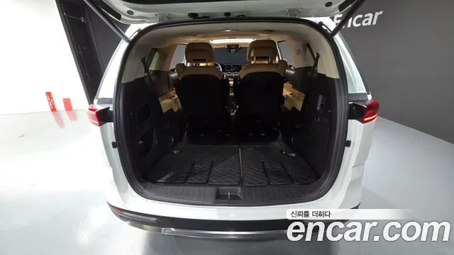 Kia Carnival 4th Gen — Фото автомобиля 27