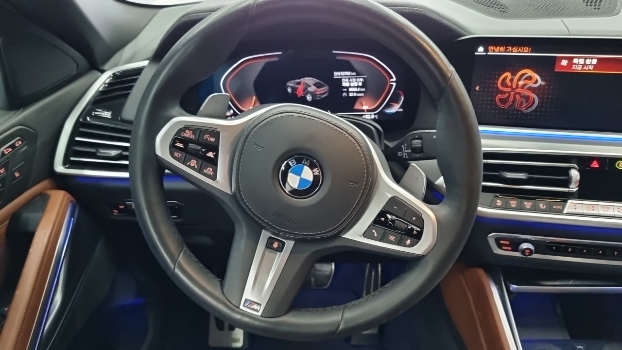 BMW X6 — Фото автомобиля 12
