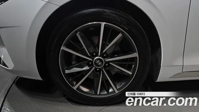 Hyundai Grandeur Новый Grandeur IG — Фото автомобиля 3