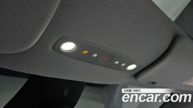 Tesla Model Y — Фото автомобиля 15