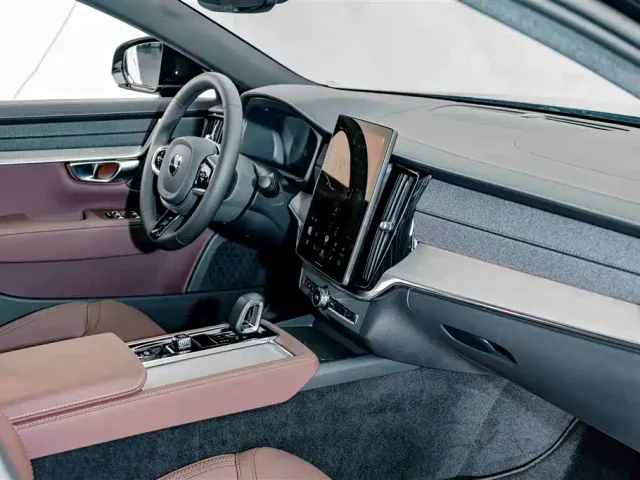 Volvo S90 — Фото автомобиля 17