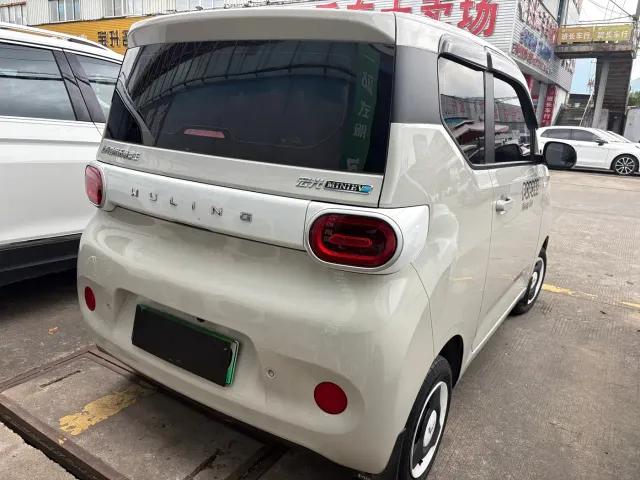 Wuling Hongguang Mini EV — Фото автомобиля 7