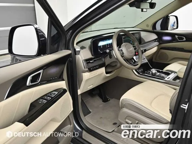 Kia Carnival Generation 4 — Фото автомобиля 15