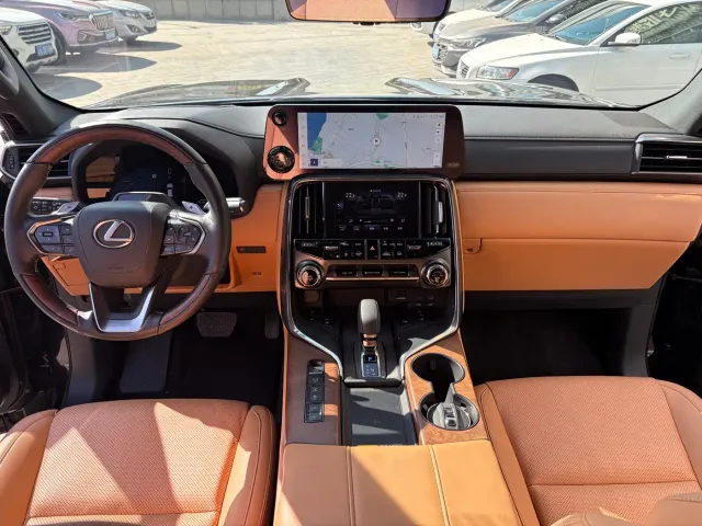 Lexus LX — Фото автомобиля 9