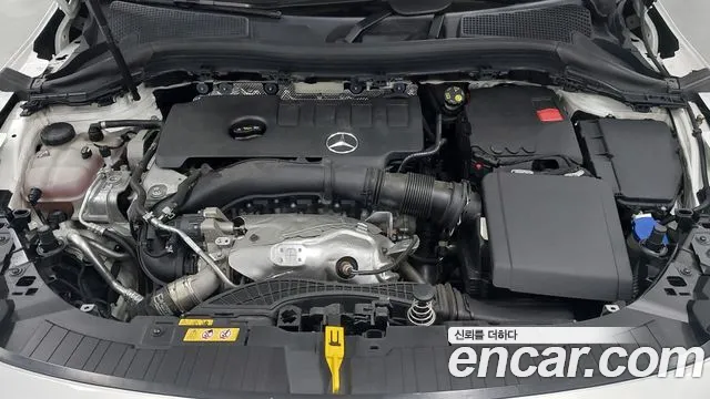 Mercedes-Benz GLA-Class — Фото автомобиля 6