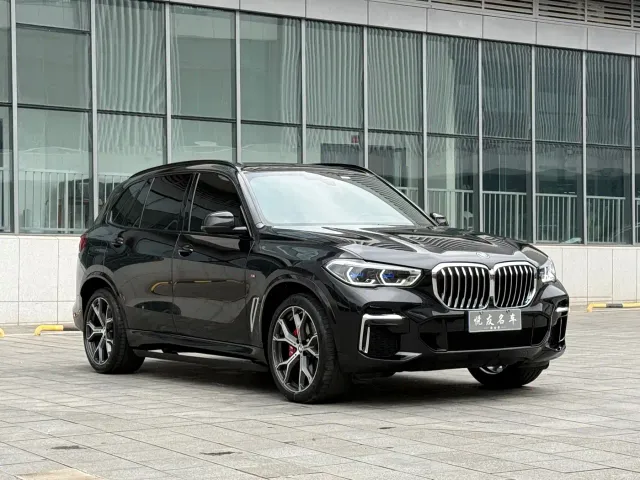 BMW X5 — Фото автомобиля 3