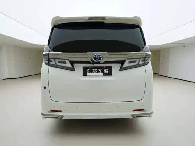 Toyota Vellfire — Фото автомобиля 6