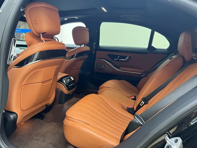 Mercedes-Benz S-Class — Фото автомобиля 19