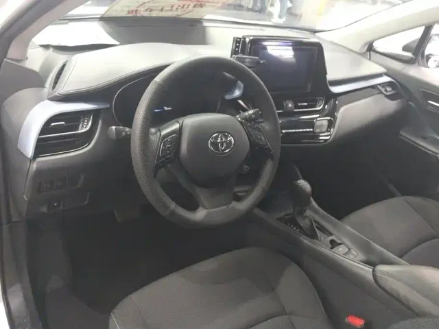 Toyota IZOA — Фото автомобиля 12