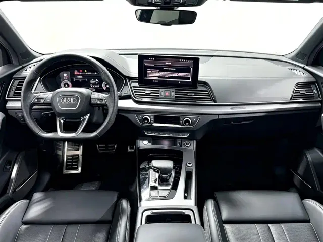 Audi Q5L — Фото автомобиля 9