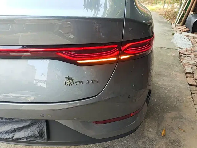 BYD Qin PLUS — Фото автомобиля 7