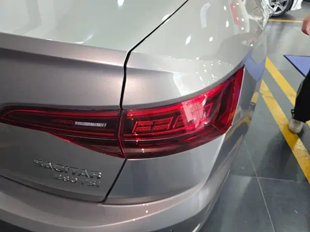 Volkswagen Sagitar — Фото автомобиля 7