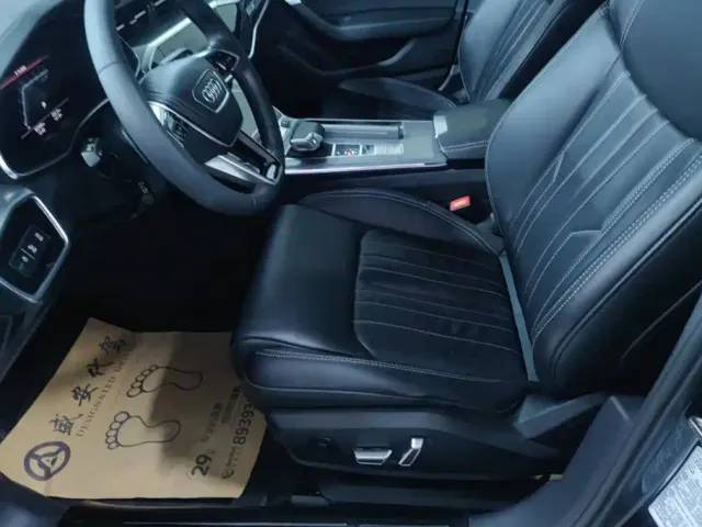 Audi A6L — Фото автомобиля 9