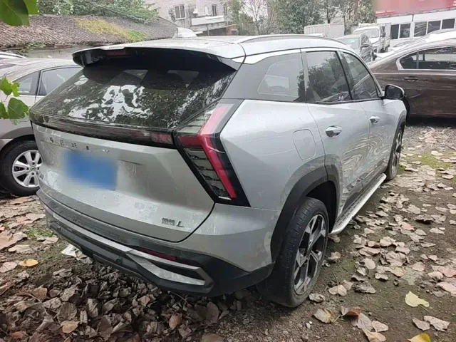 Geely Boyue L — Фото автомобиля 6