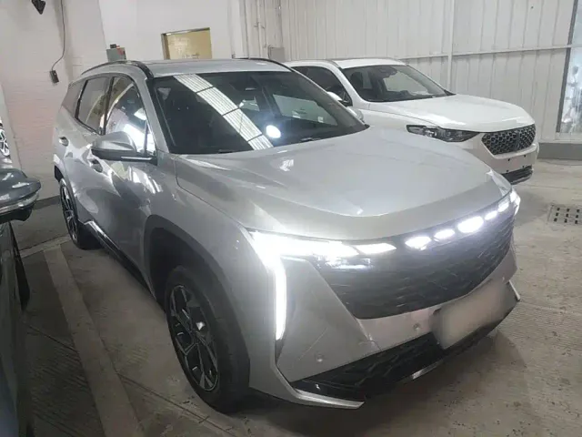 Geely Boyue L — Фото автомобиля 3