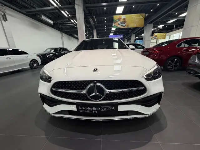 Mercedes-Benz C-Class — Фото автомобиля 2