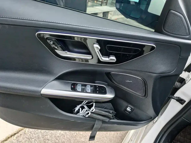 Mercedes-Benz C-Class — Фото автомобиля 5