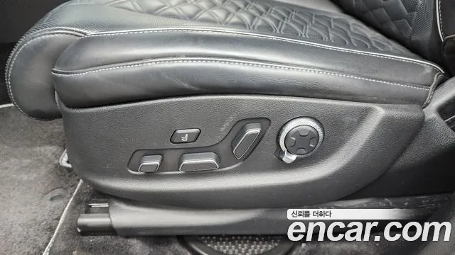 Genesis GV80 — Фото автомобиля 29