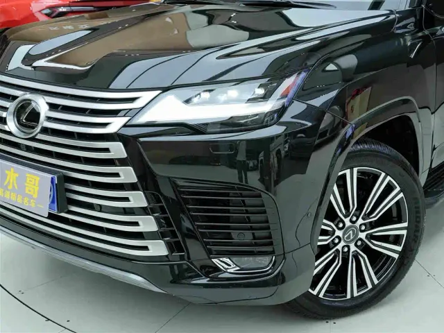 Lexus LX — Фото автомобиля 20