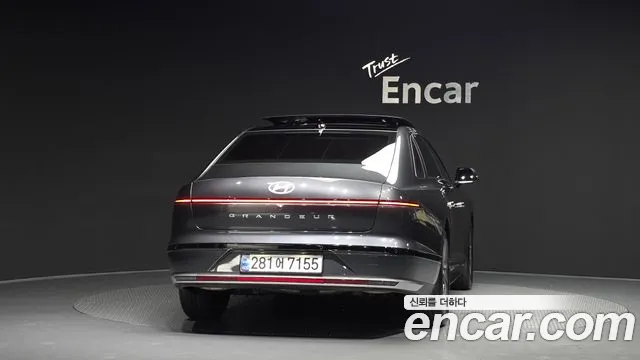 Hyundai Grandeur Grandeur (GN7) 2.5 Бензин 2WD — Фото автомобиля 4