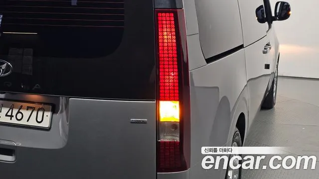Hyundai Staria — Фото автомобиля 8