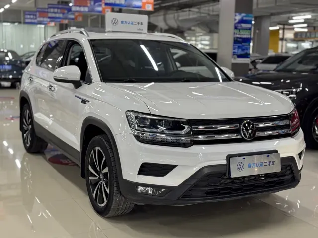 Volkswagen Tharu — Фото автомобиля 3