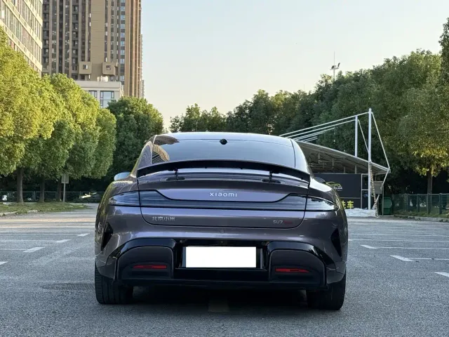Xiaomi SU7 — Фото автомобиля 5