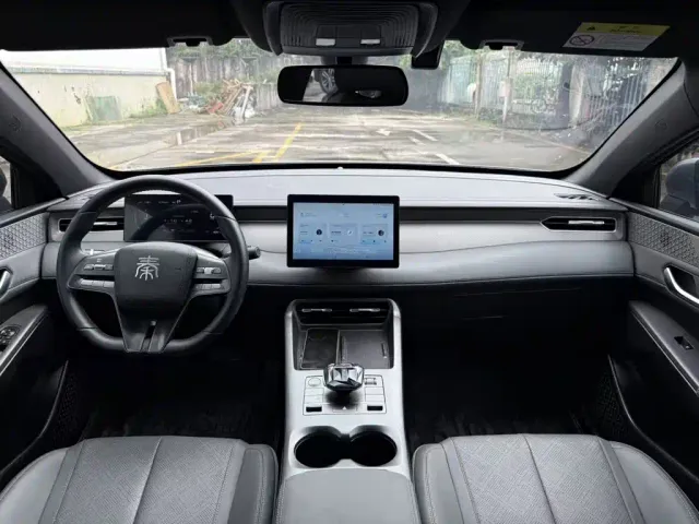 BYD Qin PLUS — Фото автомобиля 10