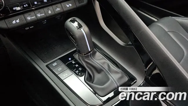 Hyundai AVANTE — Фото автомобиля 9