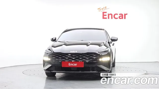 Kia K8 Signature — Фото автомобиля 3