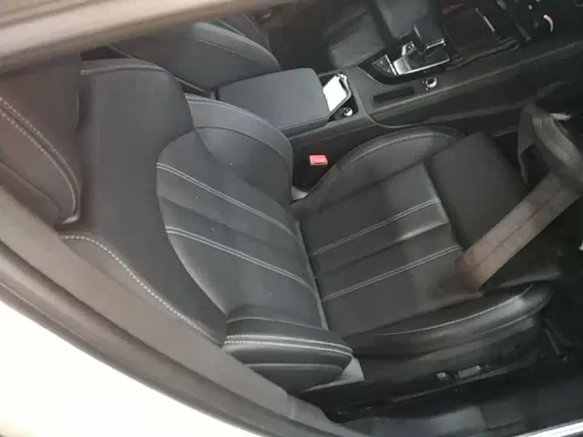 Audi A4L — Фото автомобиля 24